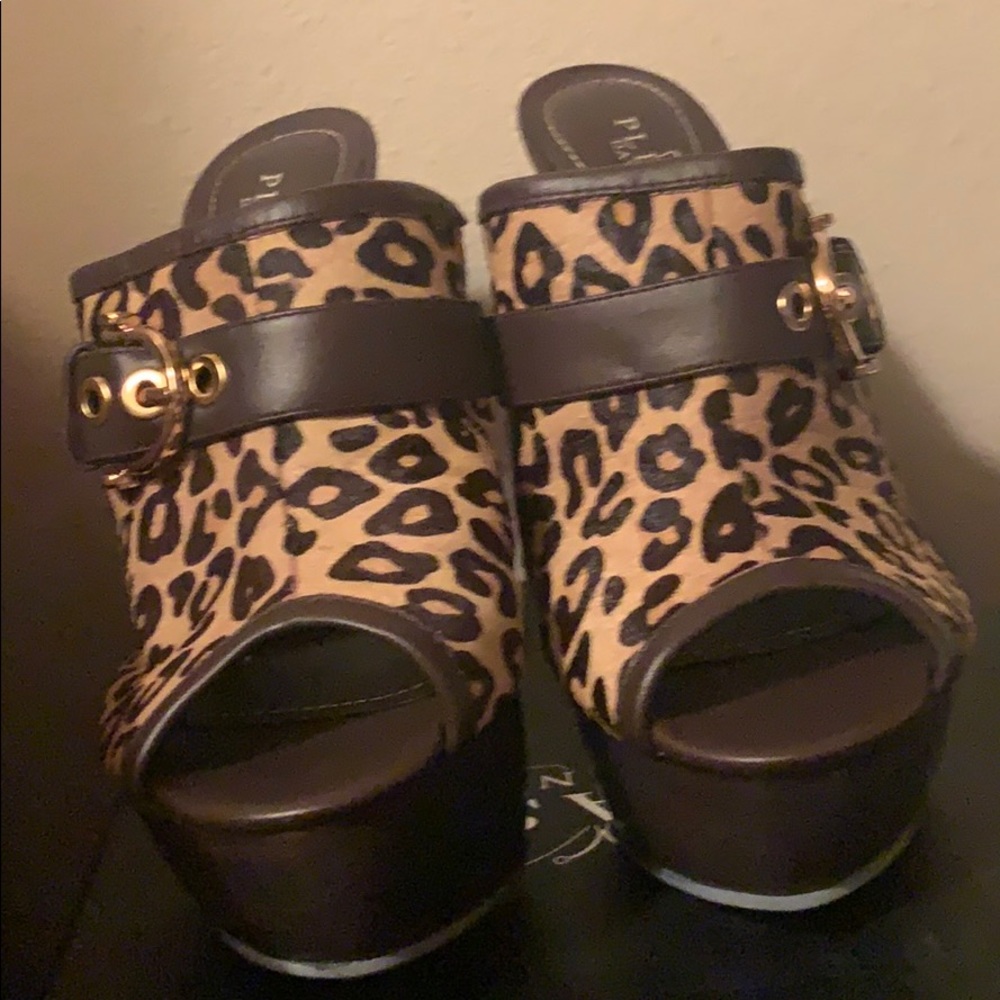 Brand New Pleaser Heel